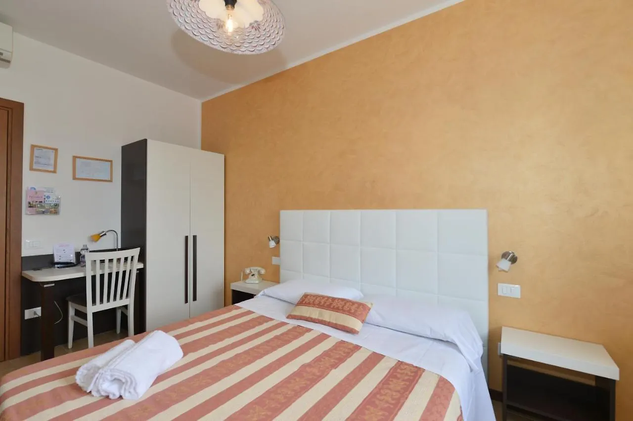 ***  Hotel Panoramica Bardolino Italie