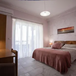 Etna Sea House 3* Catánia
